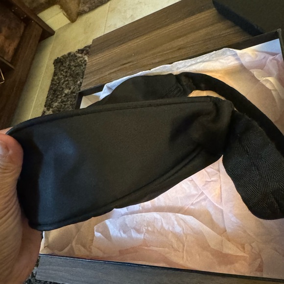 Prada Tessuto Re Edition Nylon Bag - Picture 4 of 7